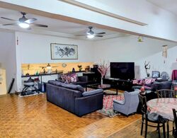 Townhouse Apartments (D9), Apartment #517234501